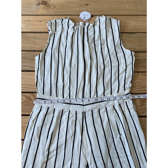 NWT En Creme Striped Sleeveless Stand By Romper L - Picture 10 of 10